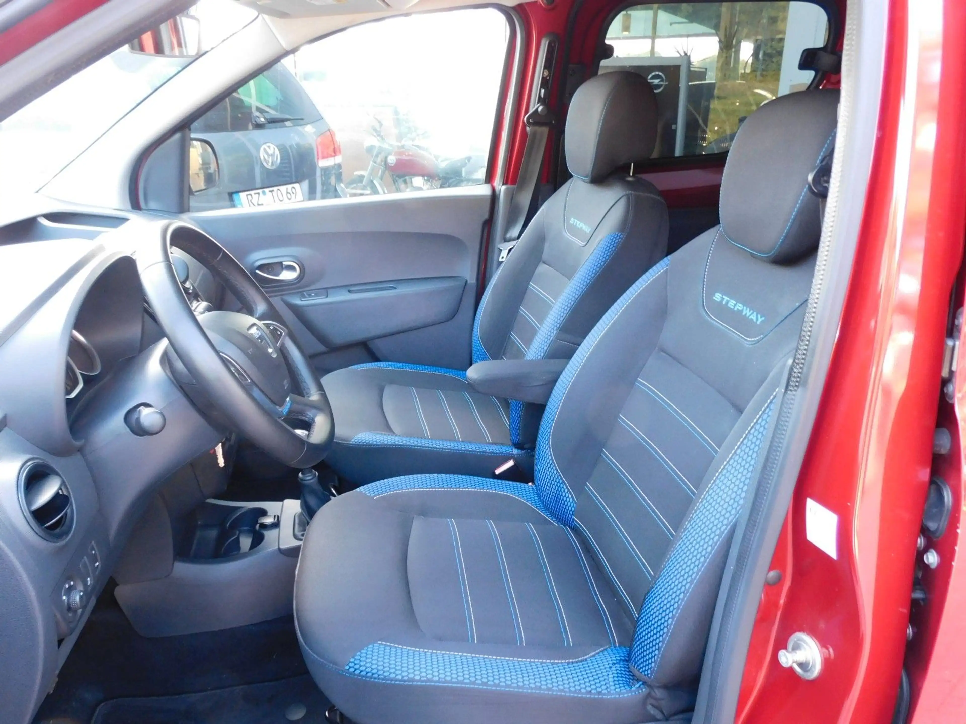 Dacia Dokker Stepway Plus — photo 8