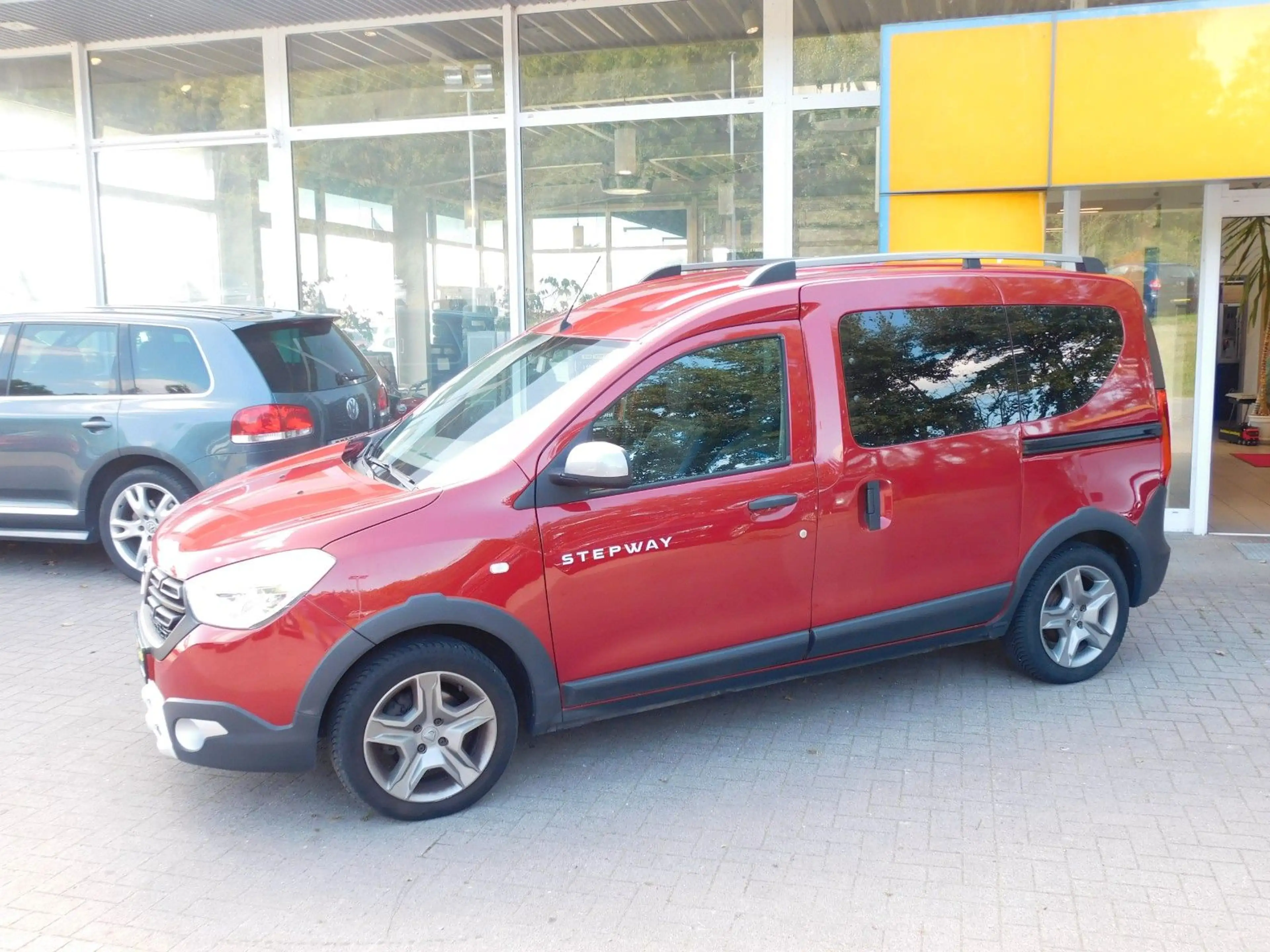 Dacia Dokker Stepway Plus — photo 2