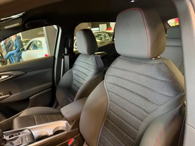 Alfa Romeo Tonale view 13
