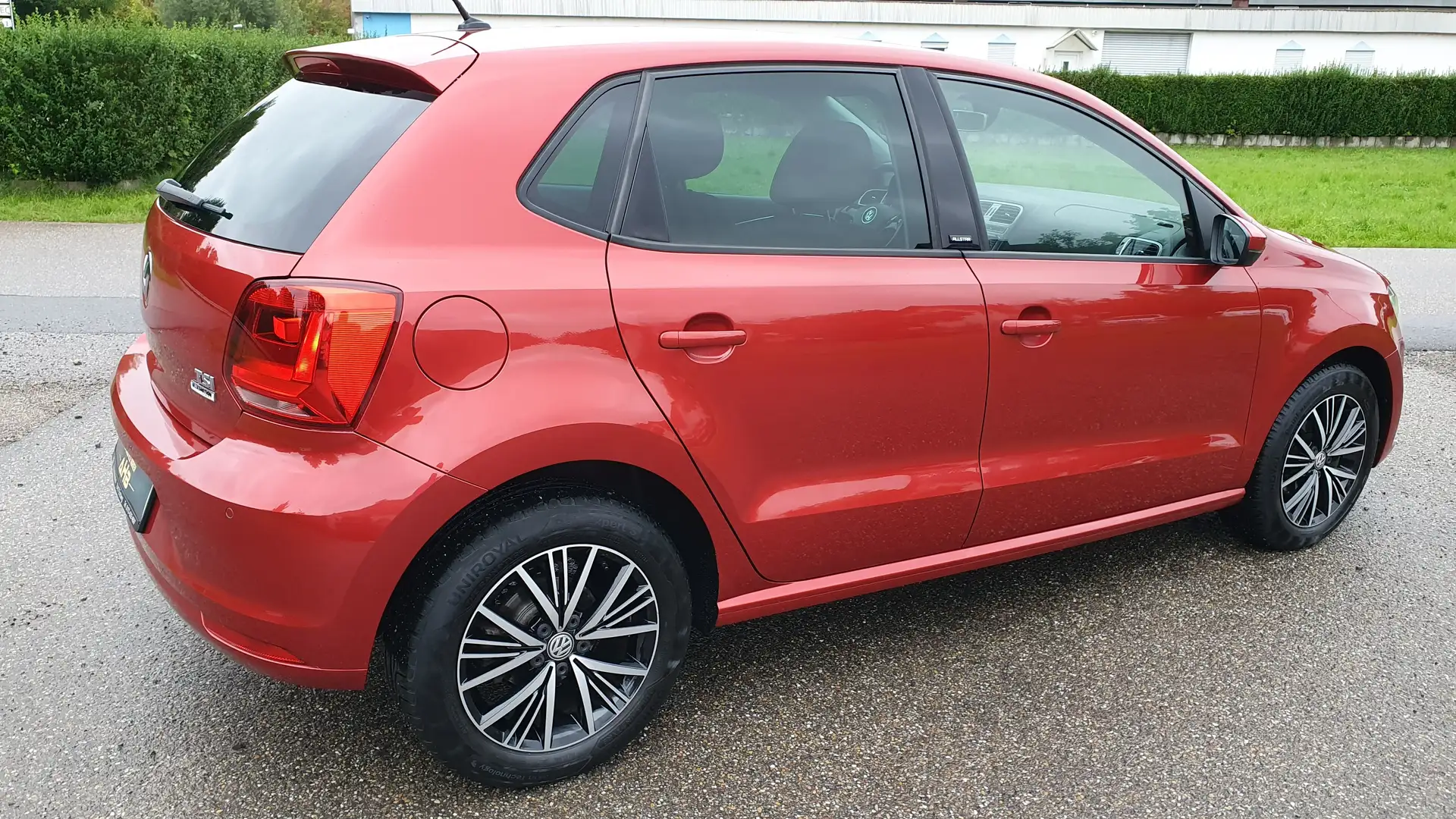 Volkswagen Polo Allstar BMT 1,2 TSI / Euro 6 / TÜV NEU Rot - 2