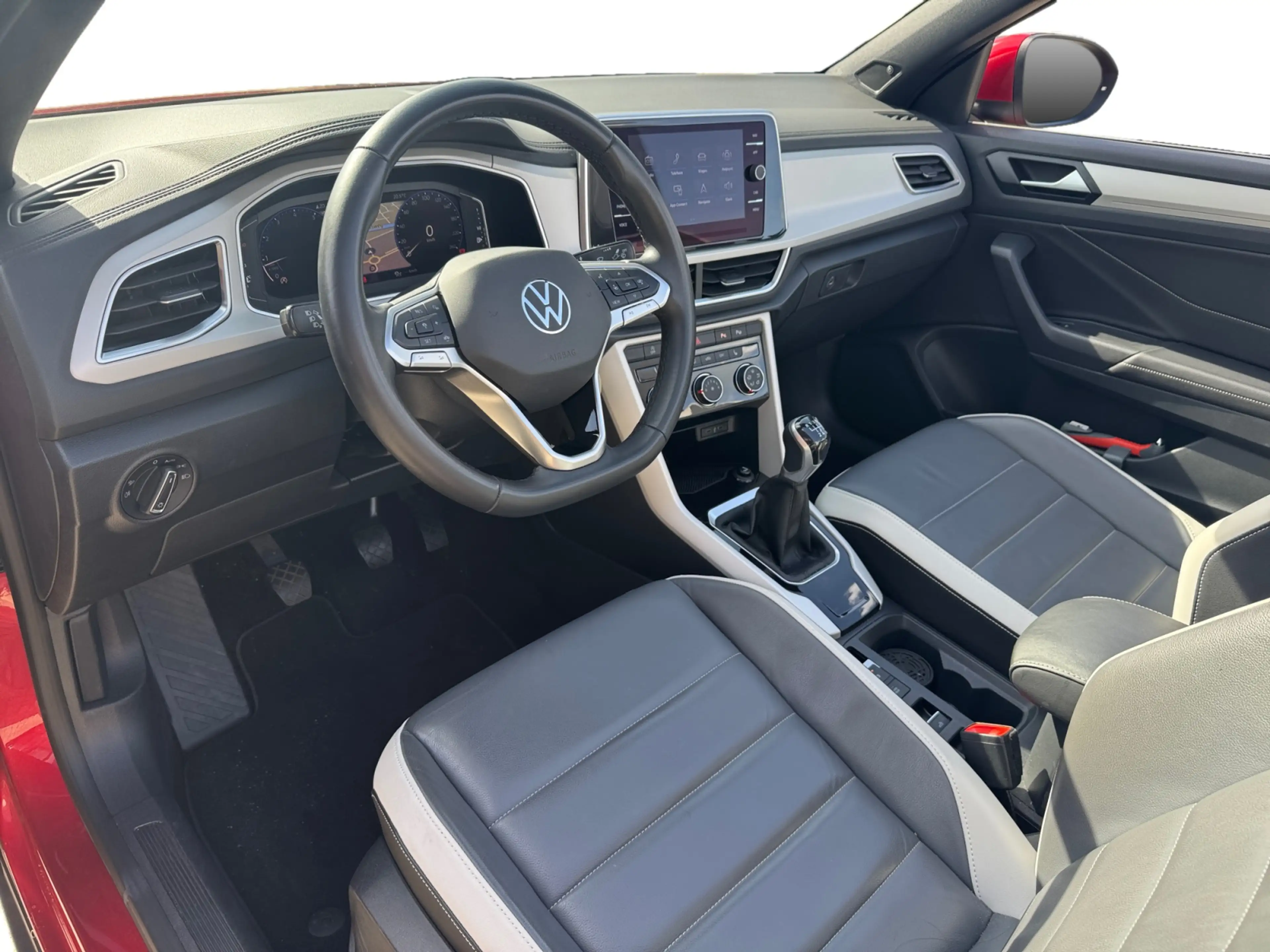 Volkswagen T-Roc Cabrio 1.5 TSI 150pk Style | Lederen bekleding | M — photo 8