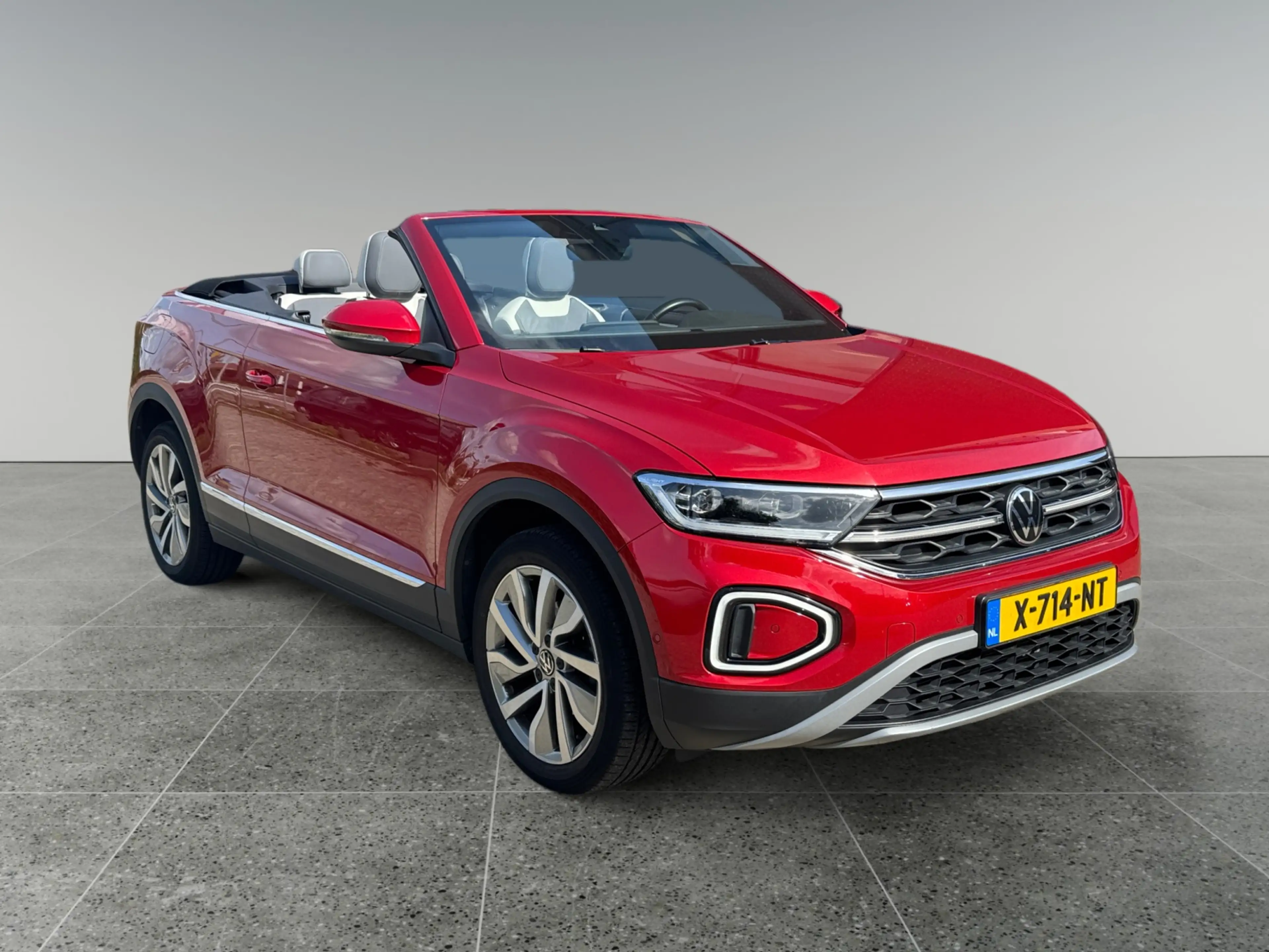 Volkswagen T-Roc Cabrio 1.5 TSI 150pk Style | Lederen bekleding | M — photo 4