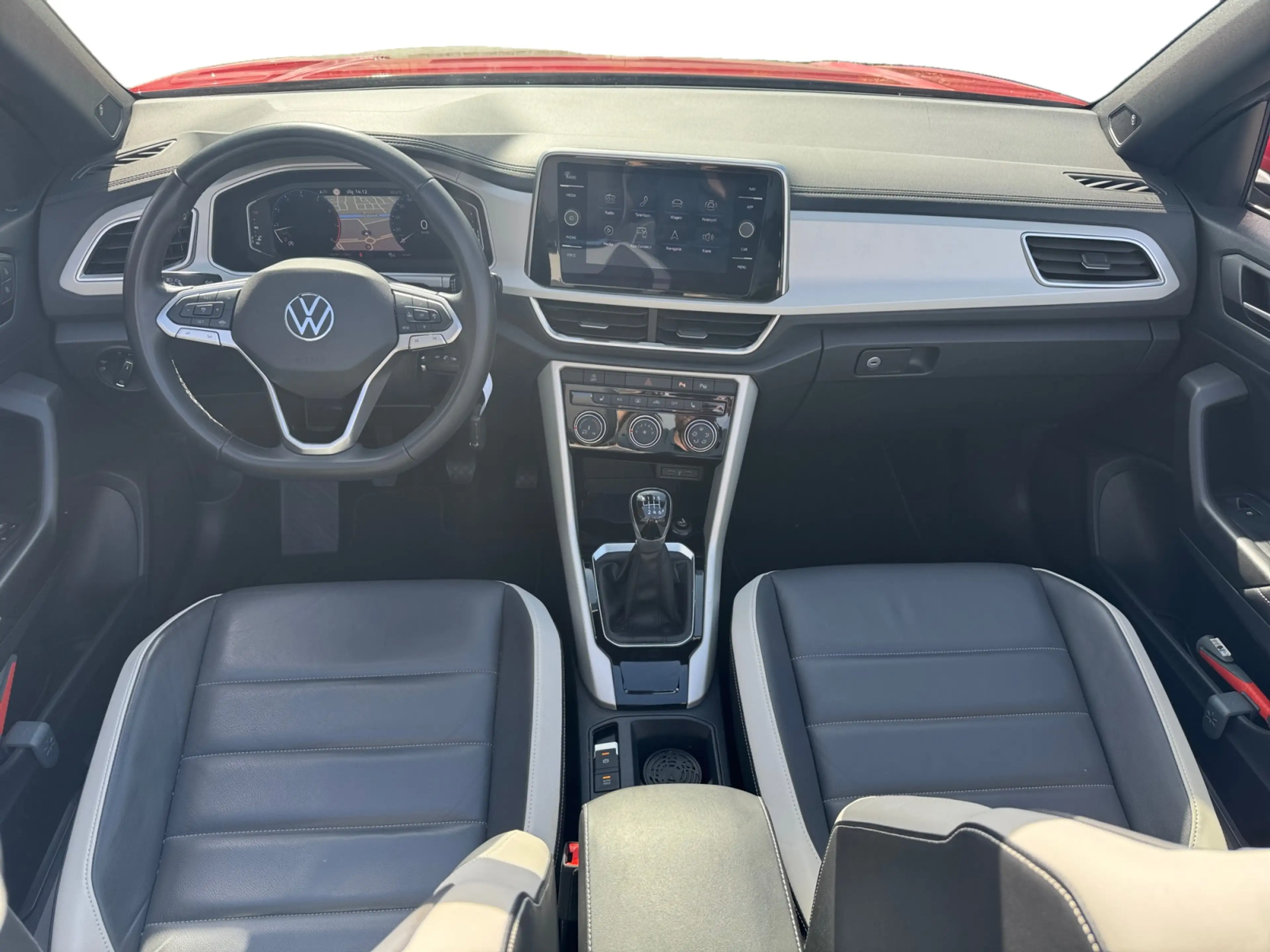 Volkswagen T-Roc Cabrio 1.5 TSI 150pk Style | Lederen bekleding | M — photo 10