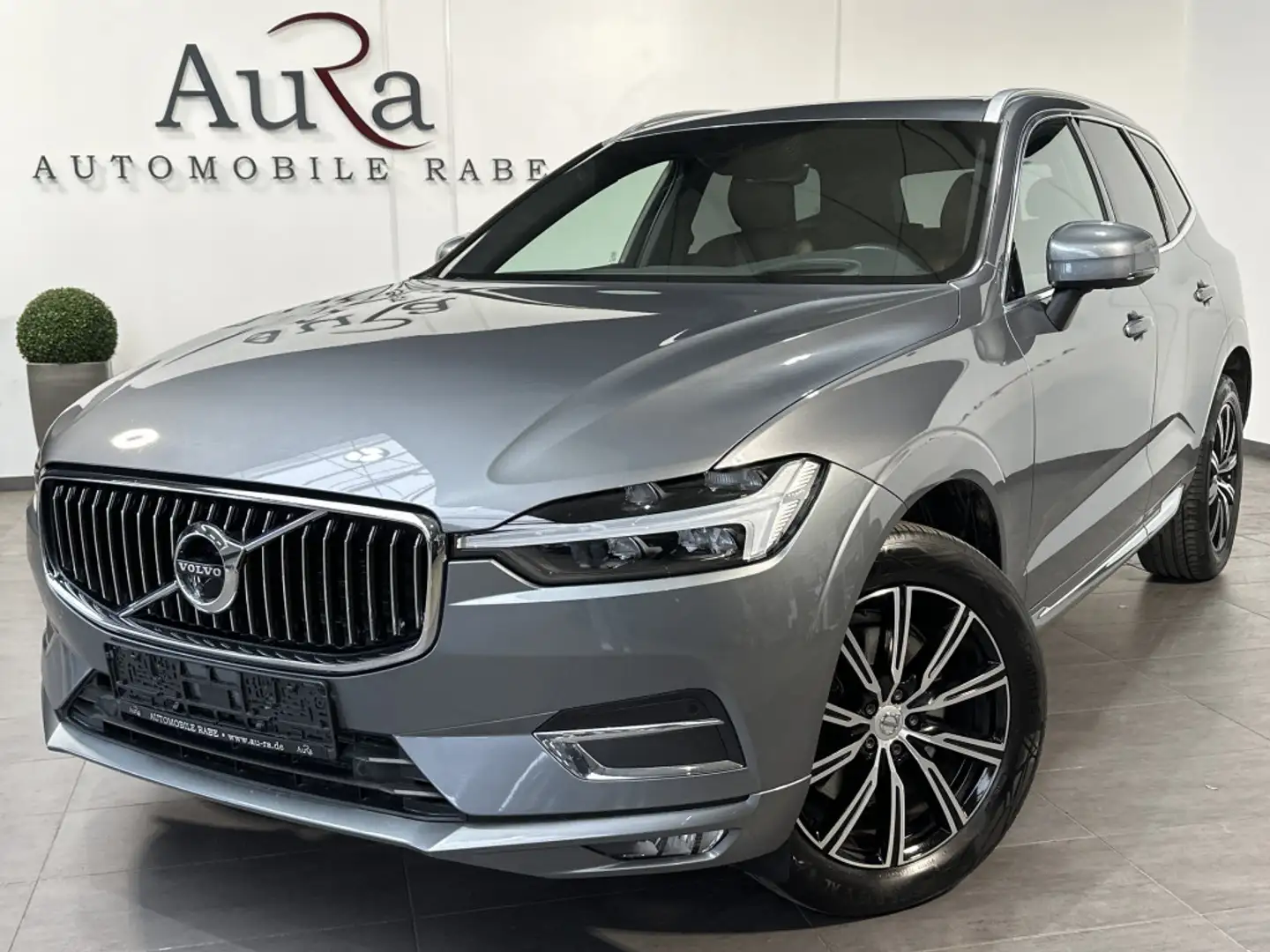 Volvo XC60 B4 D Geartronic Inscription NAV+LED+PANO+VC Grau - 1