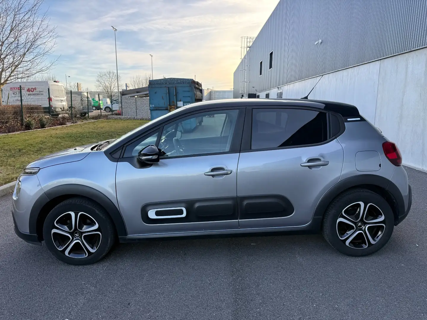 Citroen C3 C3 PureTech 83 S\u0026amp;S BVM5 Shine Business Gris - 2