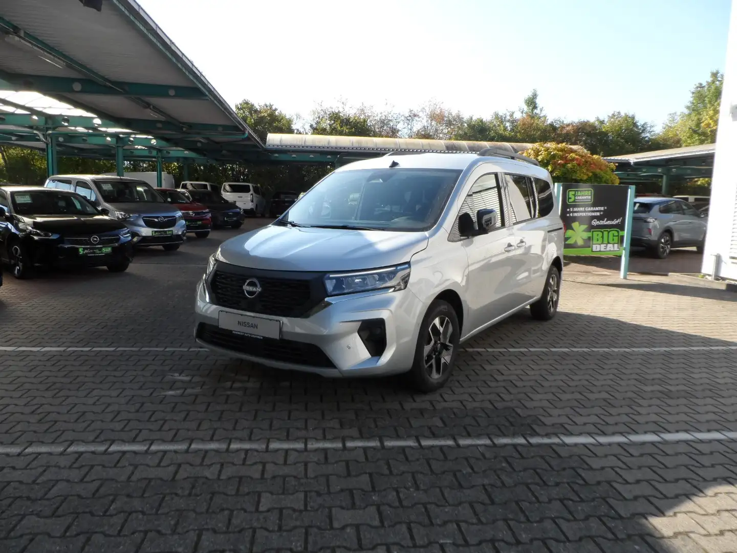 Nissan Townstar Kombi DIG-T 130 L2 Tekna Navi+SHZ+360 Grigio - 2