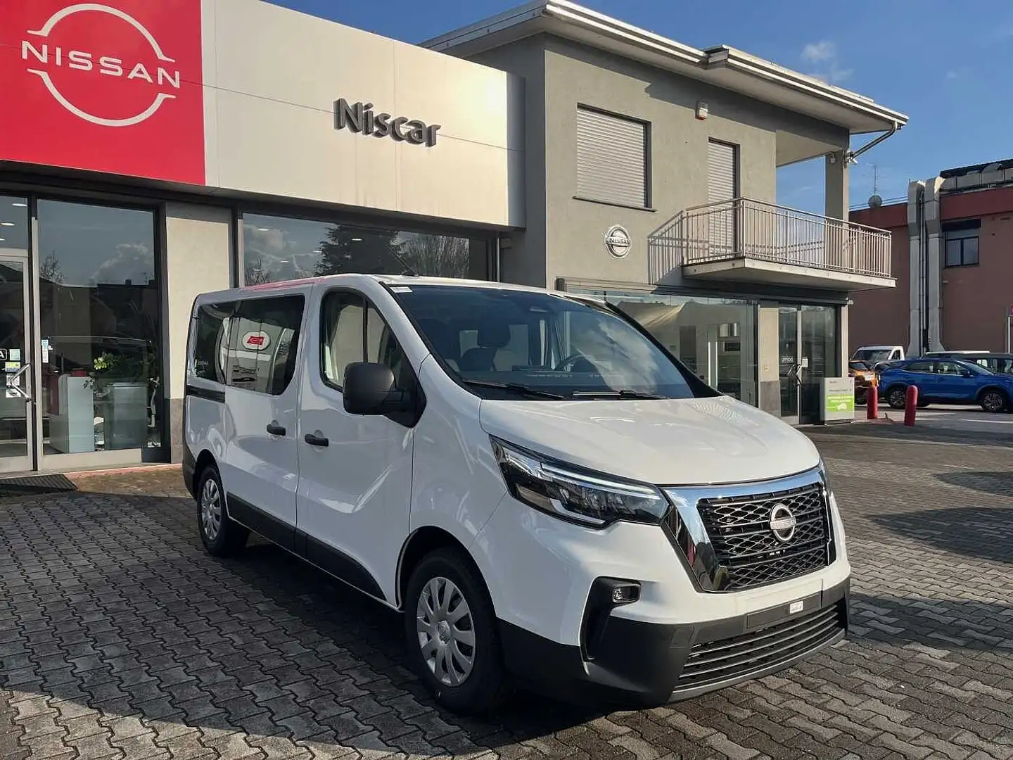 Nissan Primastar 2.0 dCi 150CV  Bus Acenta Business Bianco - 2