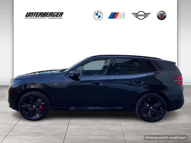 BMW X3 M view 3