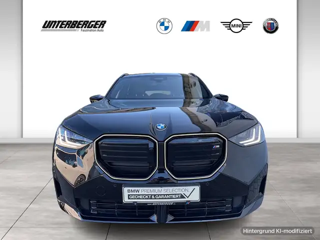 BMW X3 M view 2