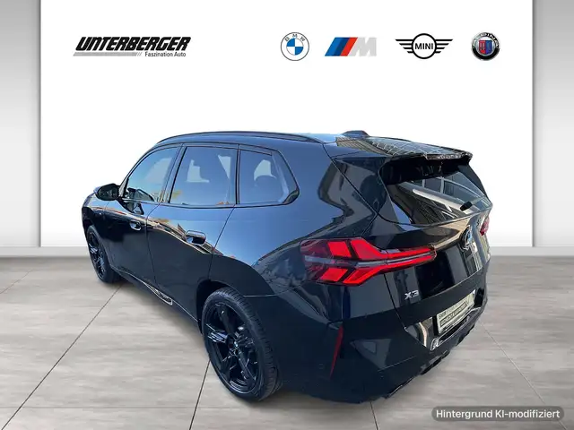 BMW X3 M view 4