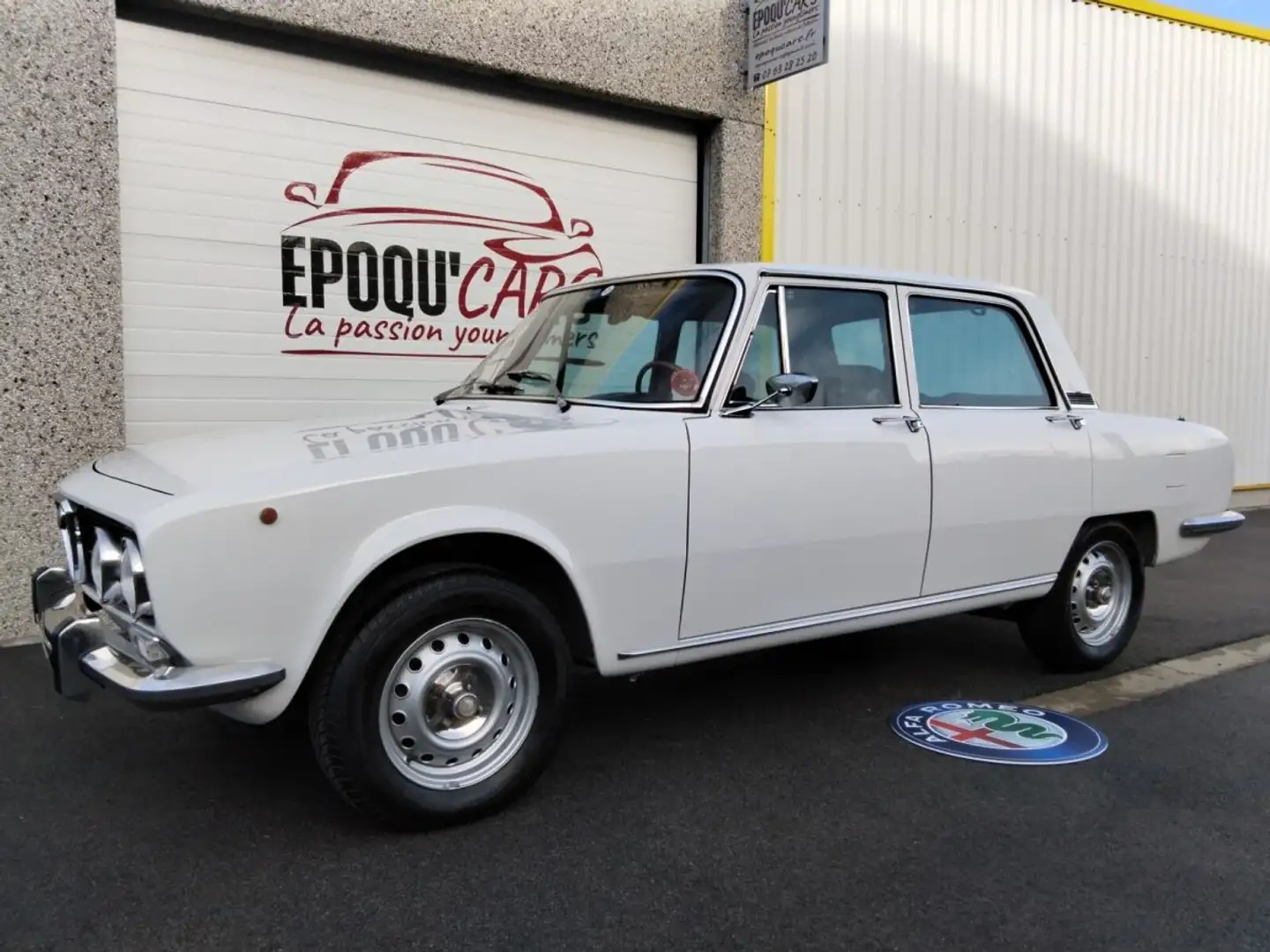 Alfa Romeo 2000 BERLINA - 2