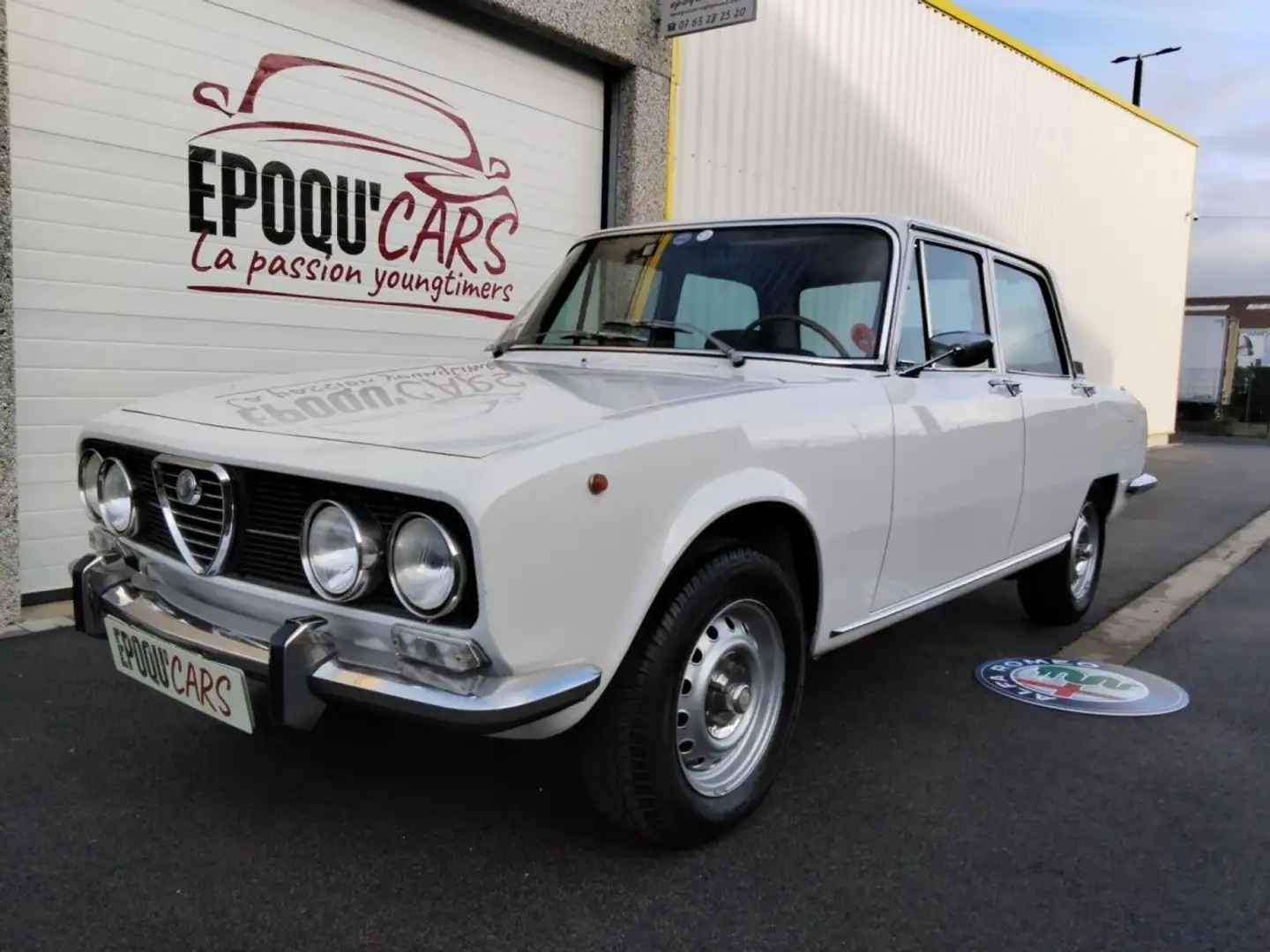 Alfa Romeo 2000 BERLINA - 1