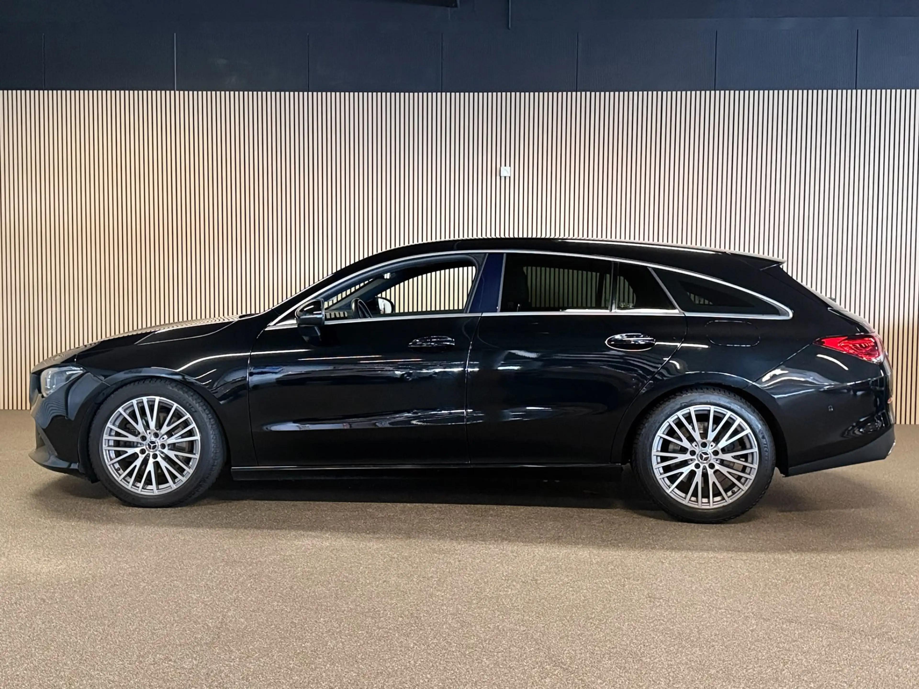 Mercedes-Benz CLA 220 Shooting Brake Progressive-TREKHAAK-WIDESCREEN-CAM — photo 7