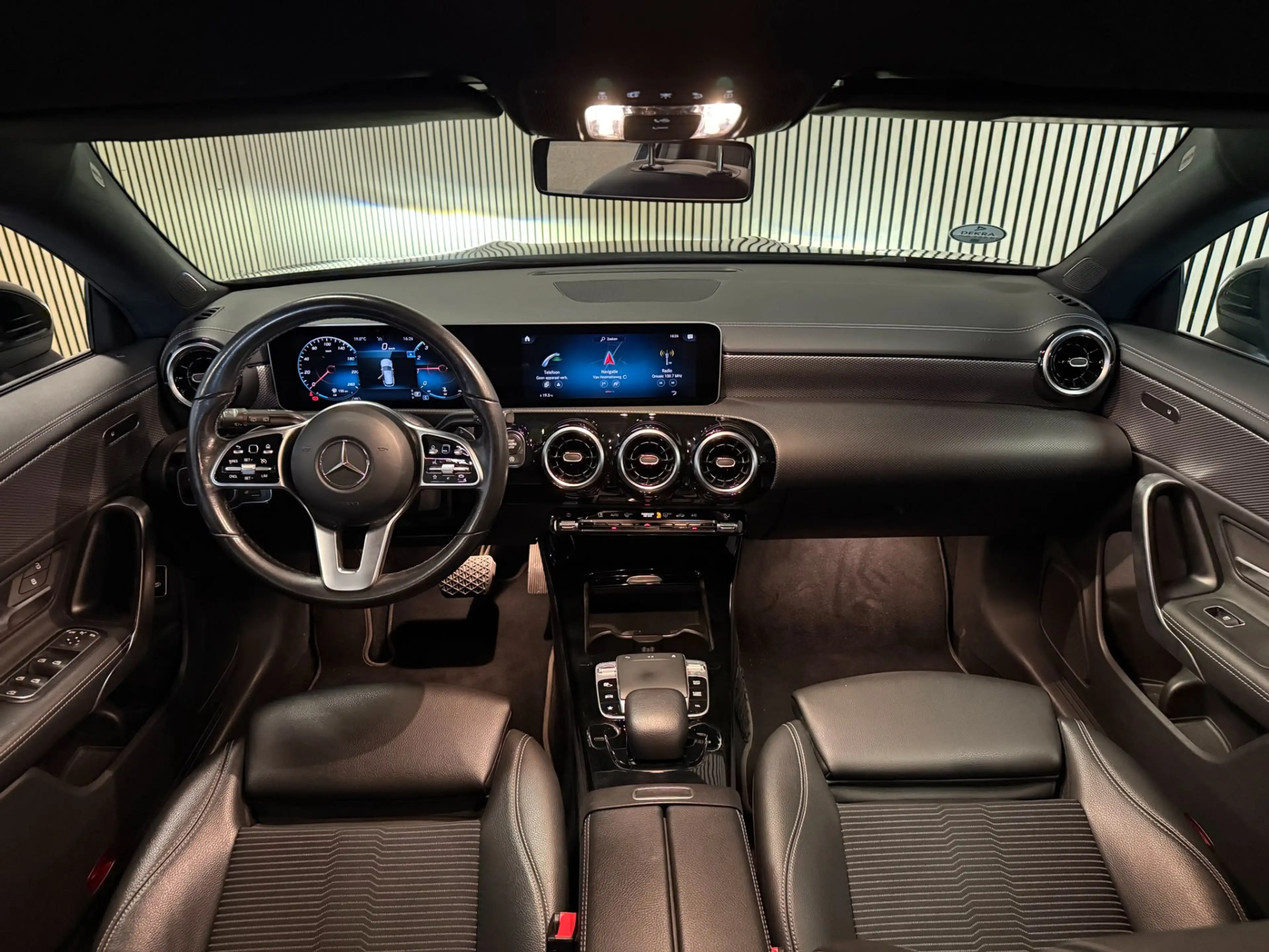 Mercedes-Benz CLA 220 Shooting Brake Progressive-TREKHAAK-WIDESCREEN-CAM — photo 14