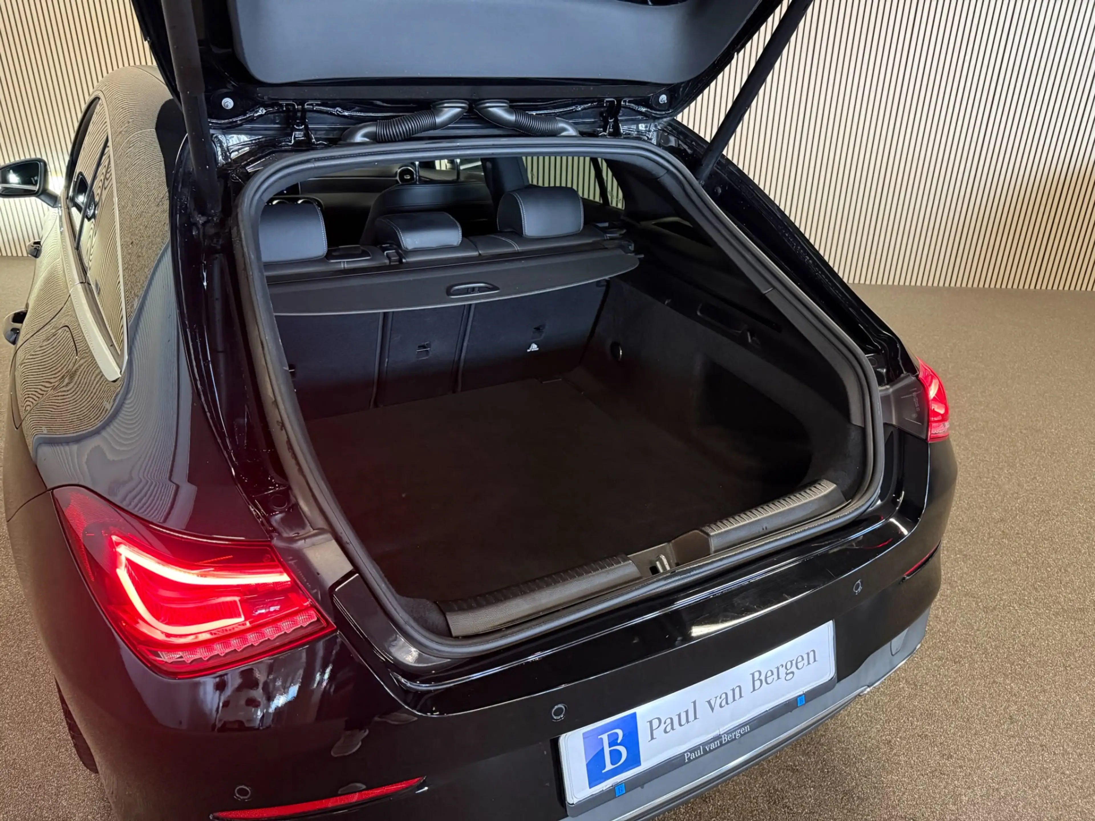 Mercedes-Benz CLA 220 Shooting Brake Progressive-TREKHAAK-WIDESCREEN-CAM — photo 27