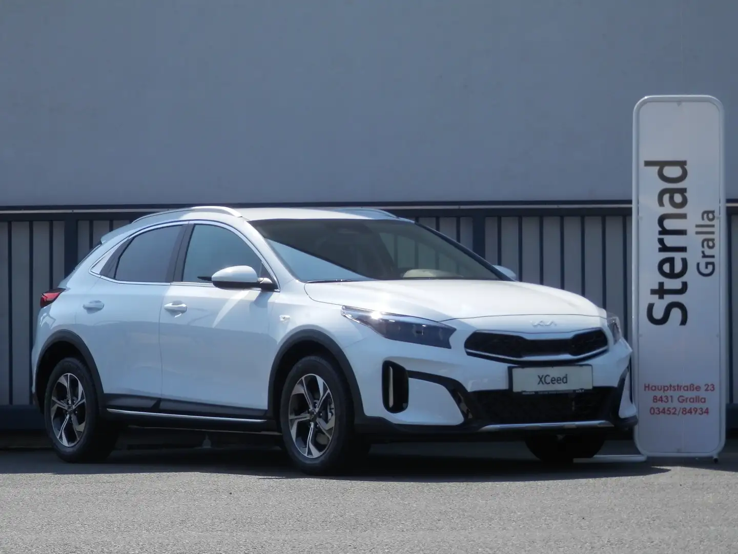 Kia XCeed 1,0 TGDI GPF Silber Weiß - 1