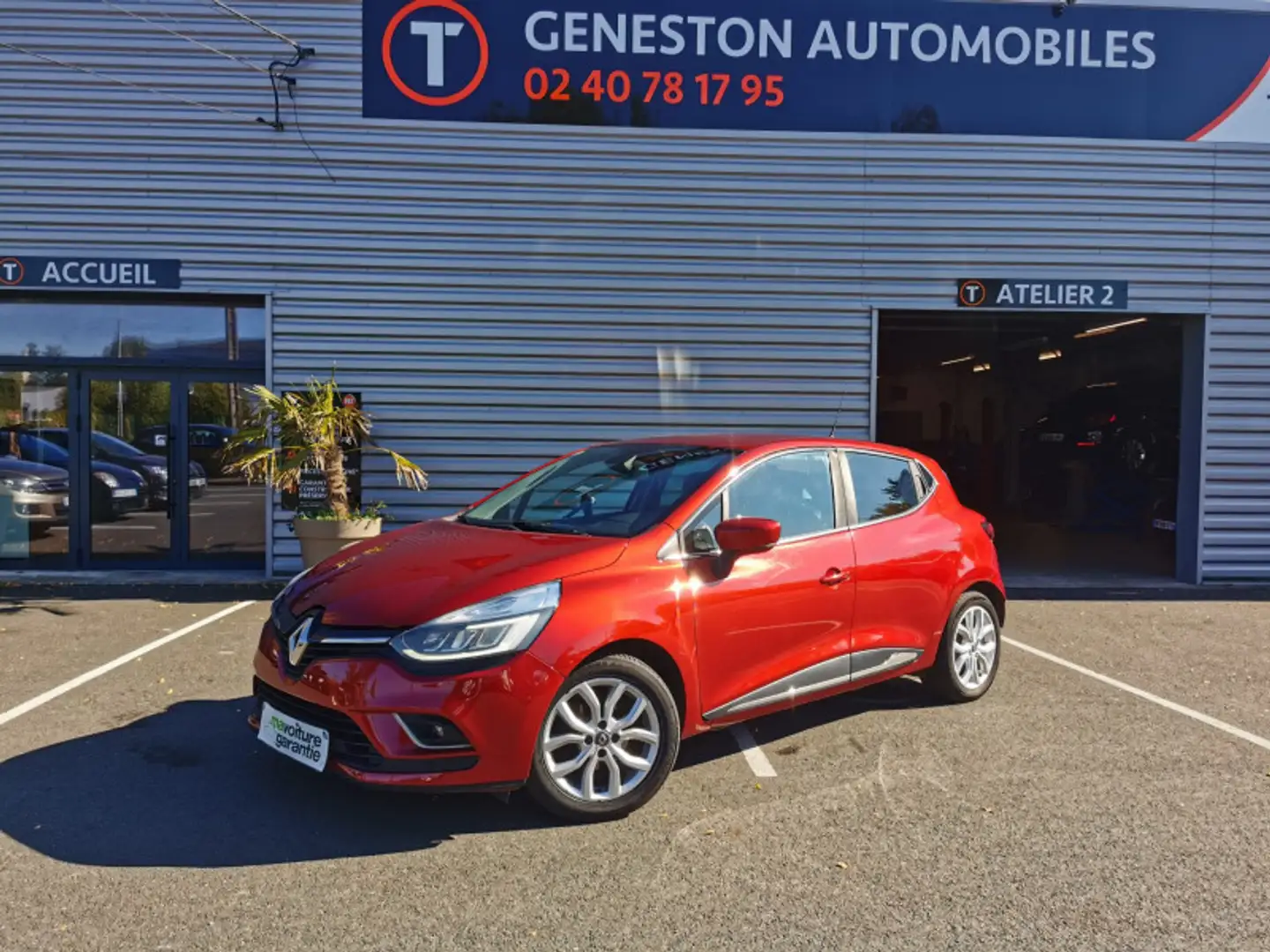 Renault Clio 1.5 DCI 90CH ENERGY INTENS 5P Rouge - 1