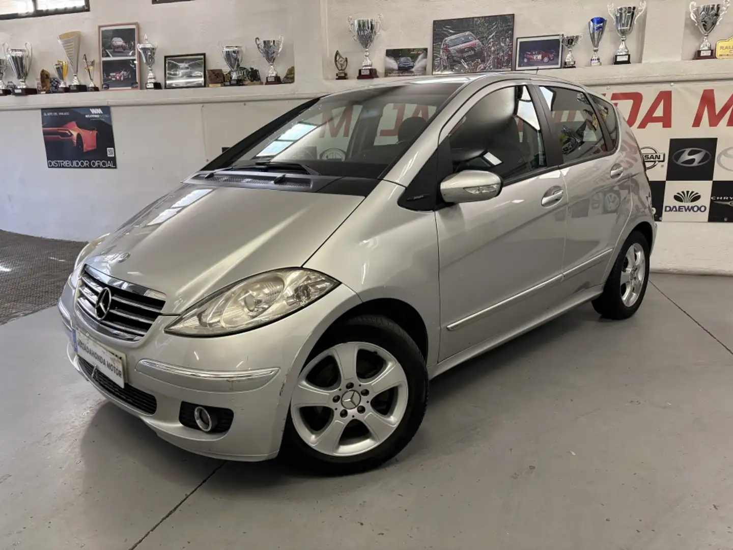 Mercedes-Benz A 180 180CDI Plateado - 1