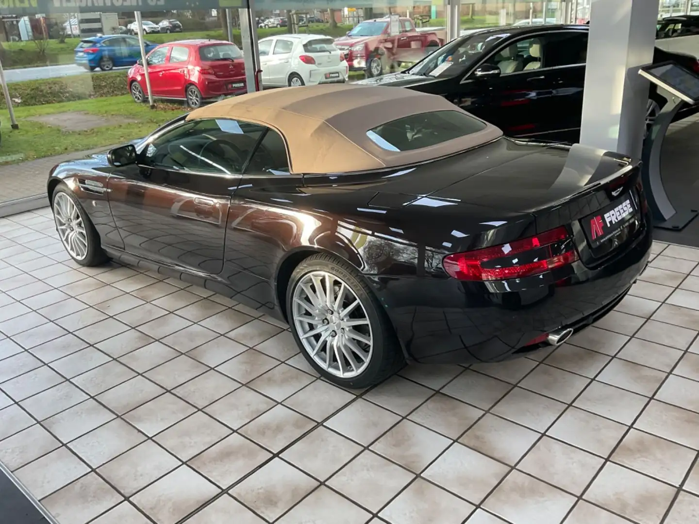 Aston Martin DB9 Volante 5.9 Touchtronic Negro - 2