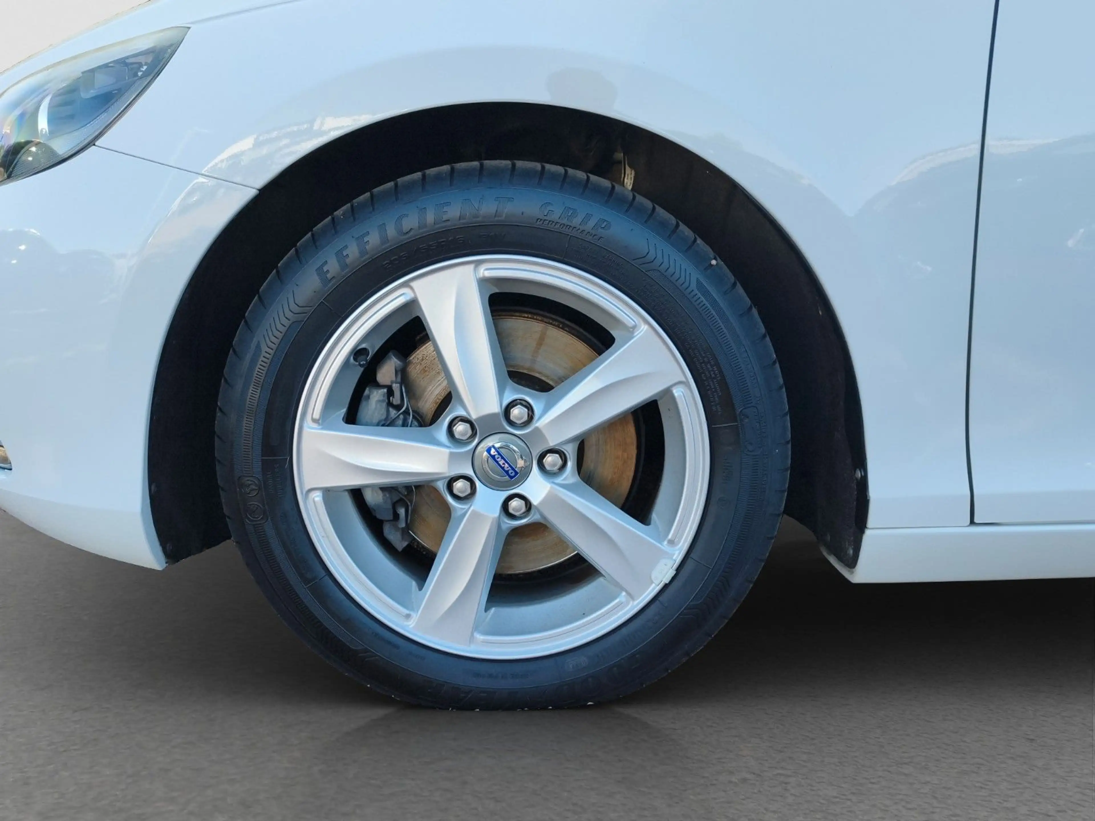 Volvo V40 You! — photo 9