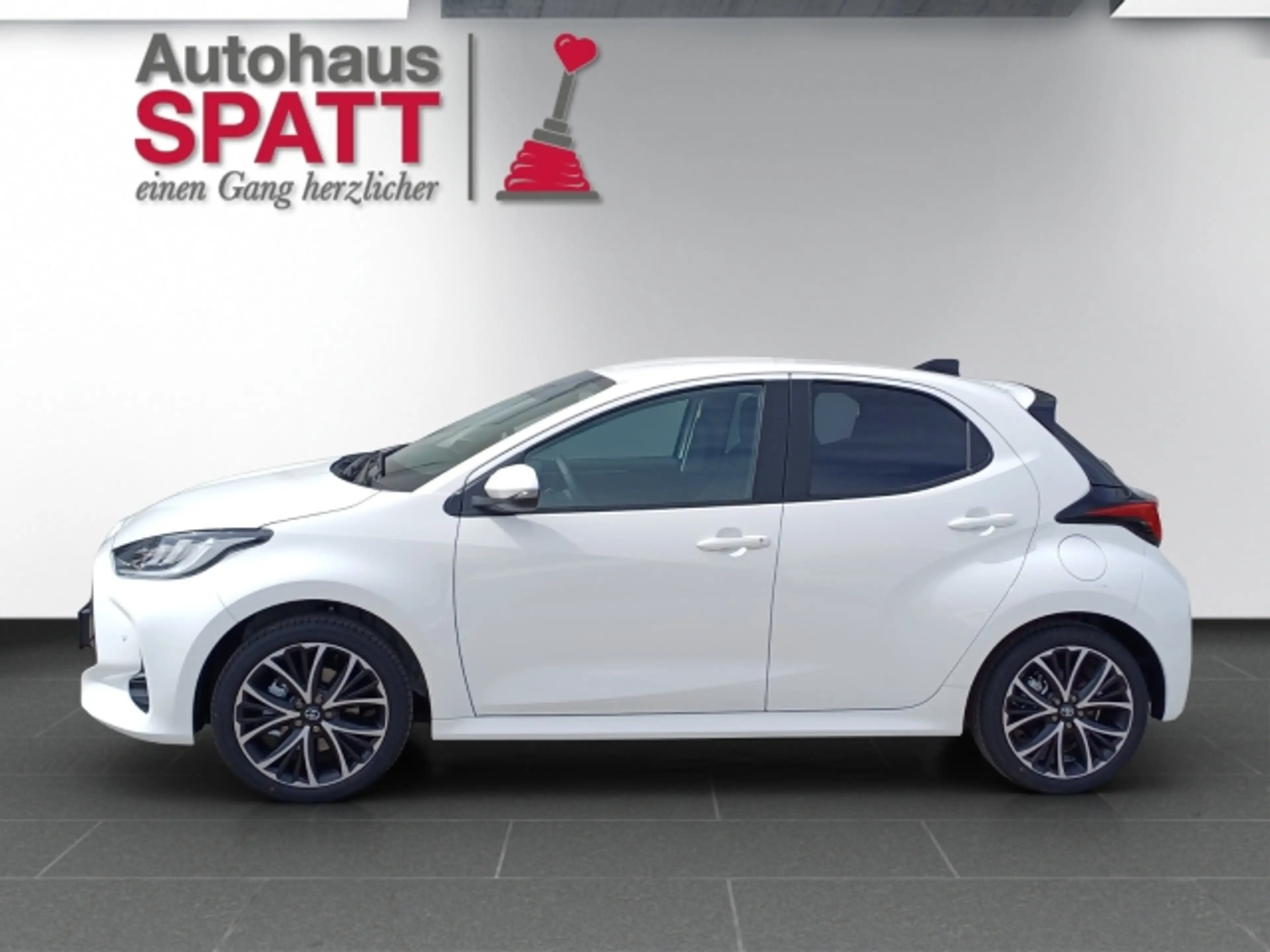 Toyota Yaris 1,5l Hybrid 116 Teamplayer !! promt verfügbar !! — photo 2