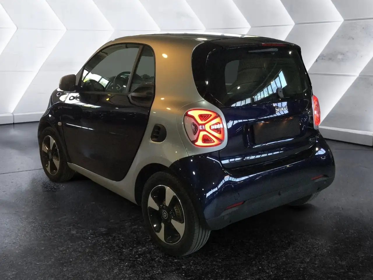 smart forTwo 2023 — фото 9