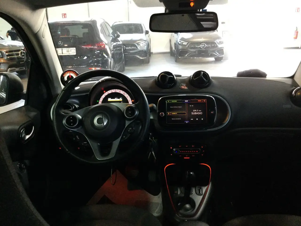 smart forTwo 2023 — фото 10