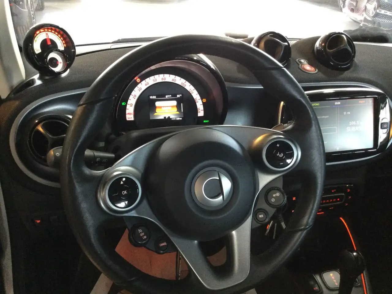 smart forTwo 2023 — фото 13