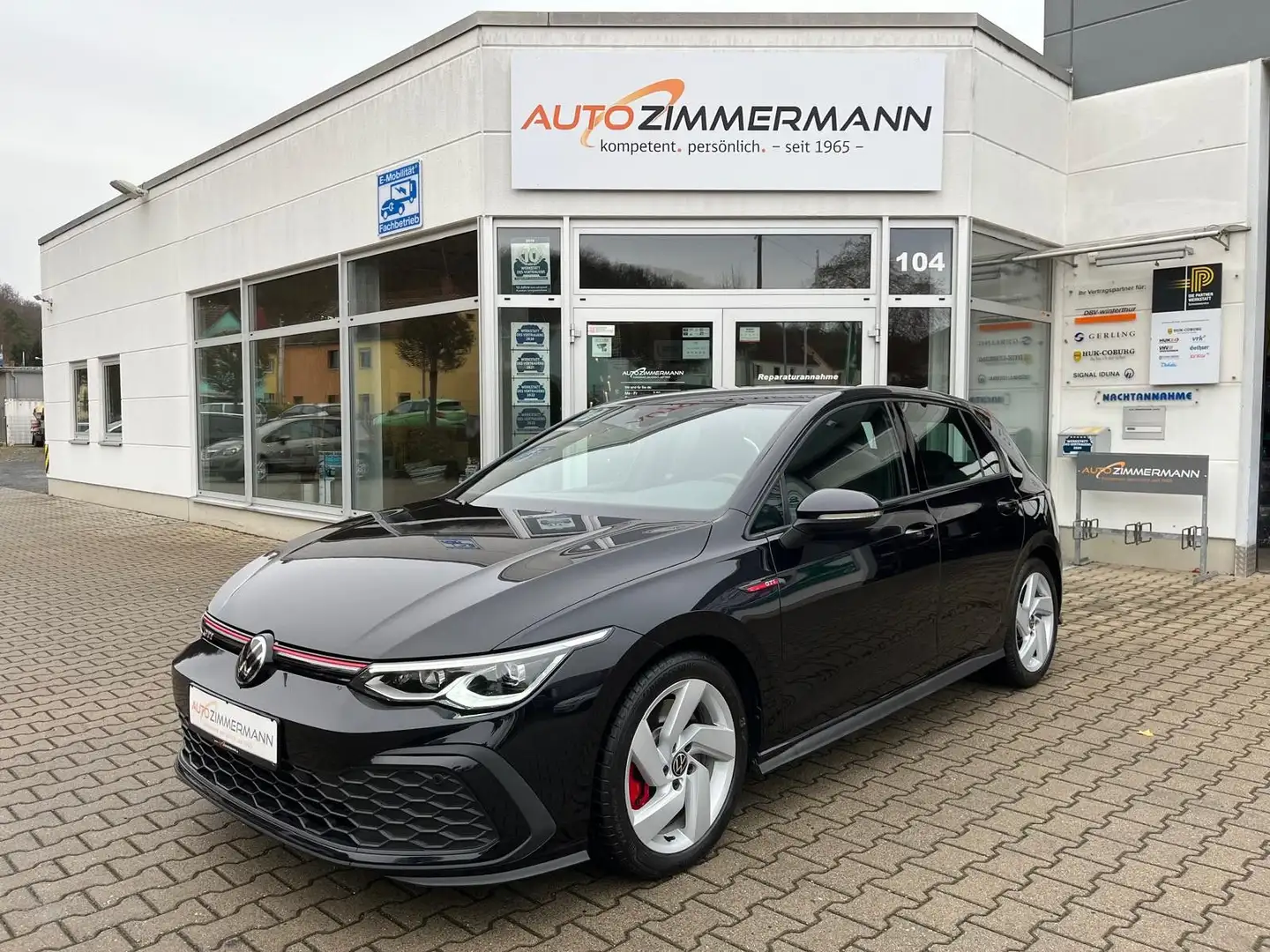 Volkswagen Golf VIII GTI LED DAB PDC Sitz/Lenkradhzg. NAVI Schwarz - 1