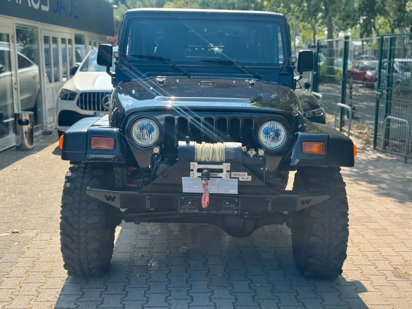 Jeep Wrangler 4.0L 60th Anniversary Schwarz - 2