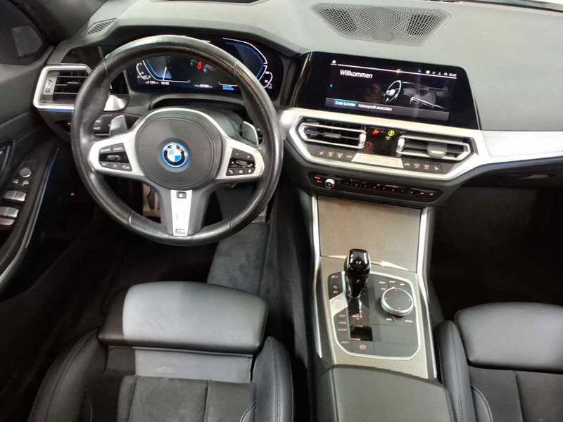 BMW 330 330e Aut. M Sport AHK NAVI LASER PDC KAM — photo 5