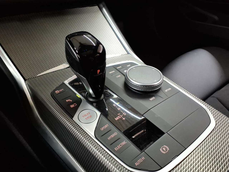 BMW 330 330e Aut. M Sport AHK NAVI LASER PDC KAM — photo 15