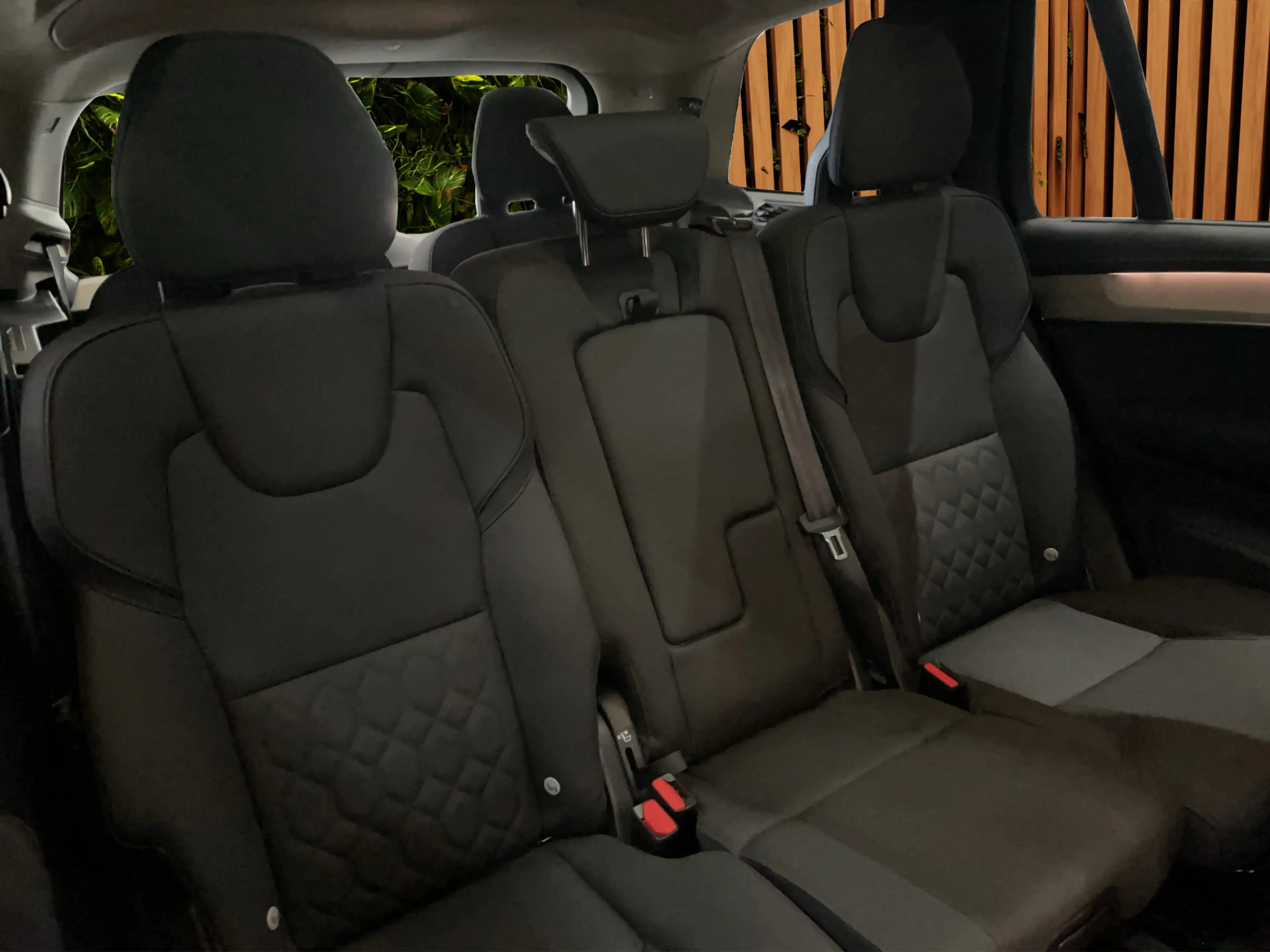 Volvo XC90 2.0 T8 Plug-in hybrid AWD Ultra Bright — photo 12