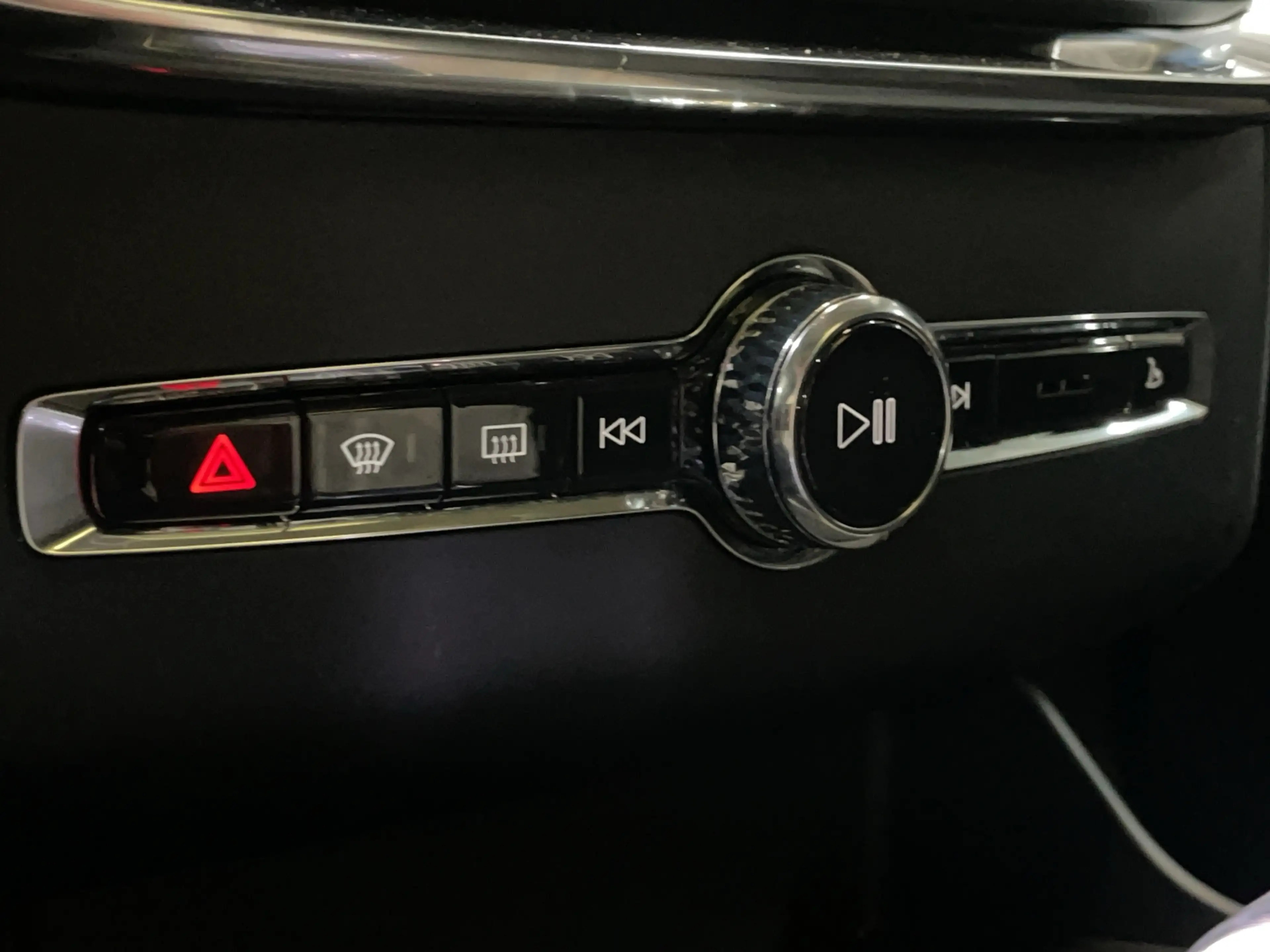 Volvo XC90 2.0 T8 Plug-in hybrid AWD Ultra Bright — photo 6