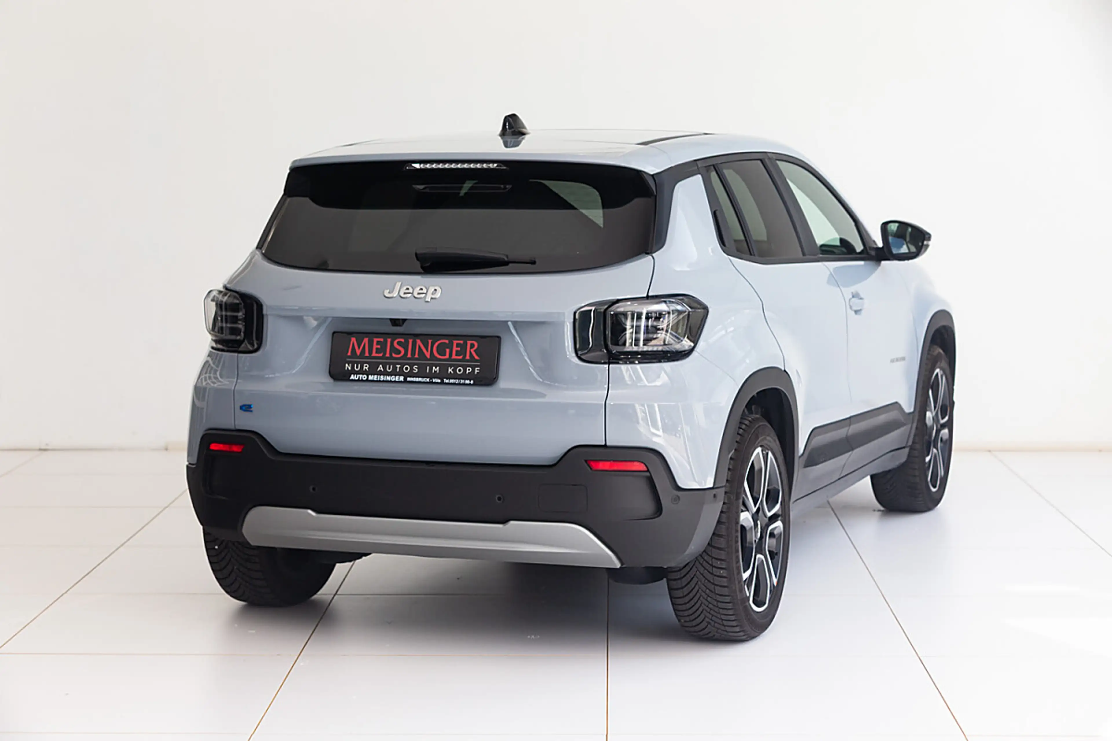 Jeep Avenger BEV 54 kWh Summit — photo 3