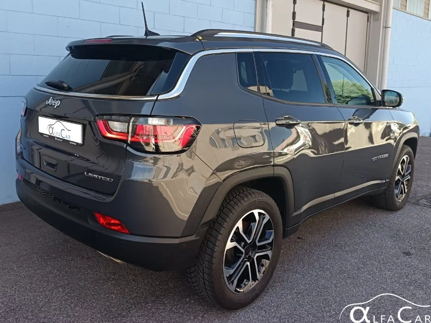 Jeep Compass 1.3 Turbo T4 190 CV PHEV AT6 4xe Limited Grigio - 2