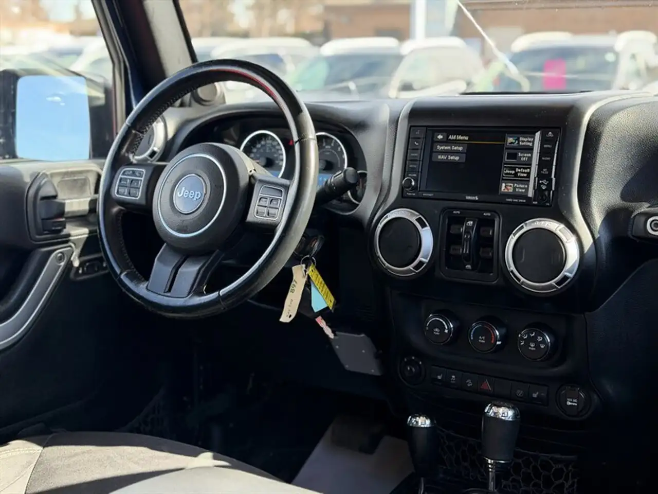 Jeep Wrangler снимка Jeep Wrangler