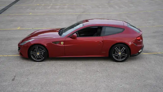 Ferrari FF 6.3 V12
