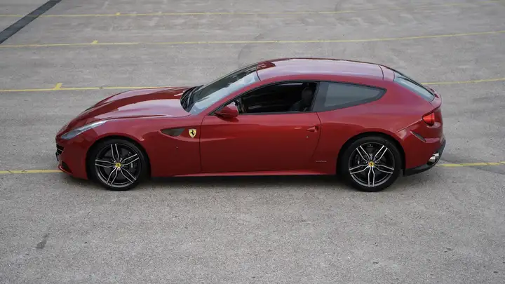 Ferrari FF 6.3 V12