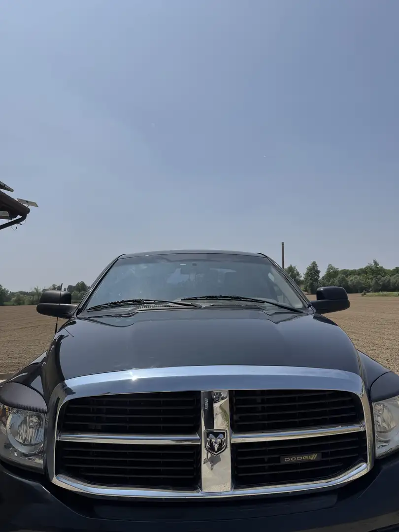Dodge RAM Dodge ram 5.7 V8 - 2