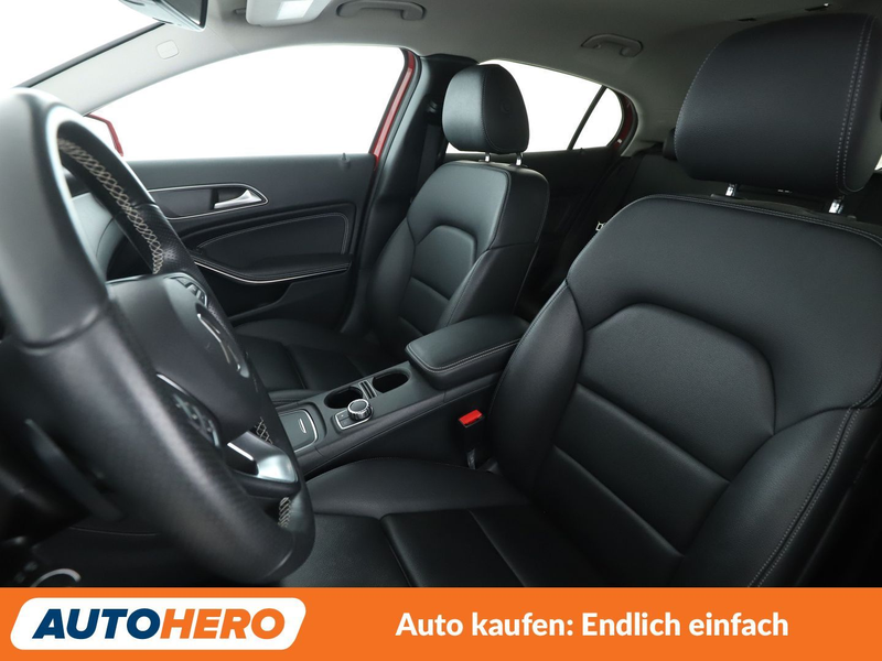 Mercedes-Benz GLA 200 GLA 200 Urban Aut.*NAV*LED*TEMPO*CAM*PDC*SHZ*BT* — photo 10
