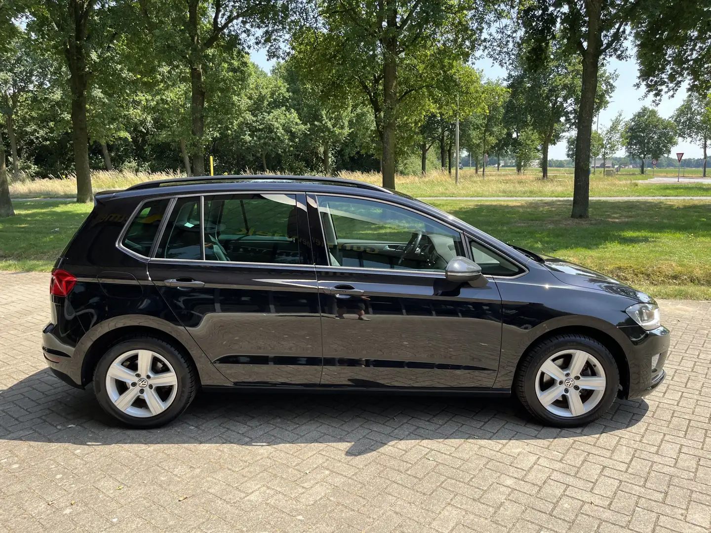 Volkswagen Golf Sportsvan 1.4 TSI Highline | BLUETOOTH | CLIMA | CRUISE | PD Noir - 2