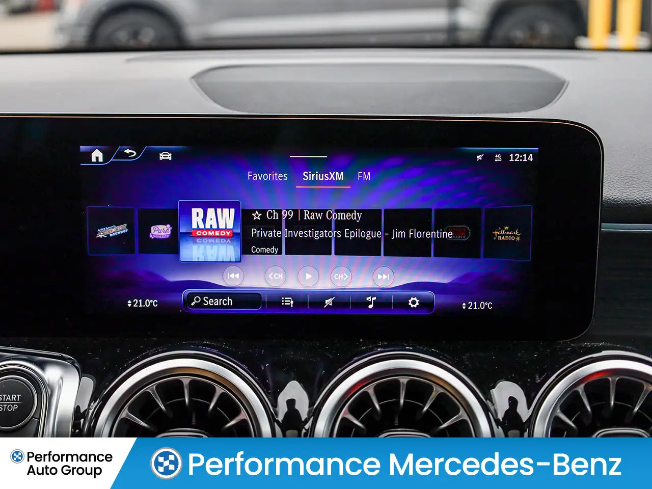 Mercedes-Benz EQB снимка Mercedes-Benz EQB
