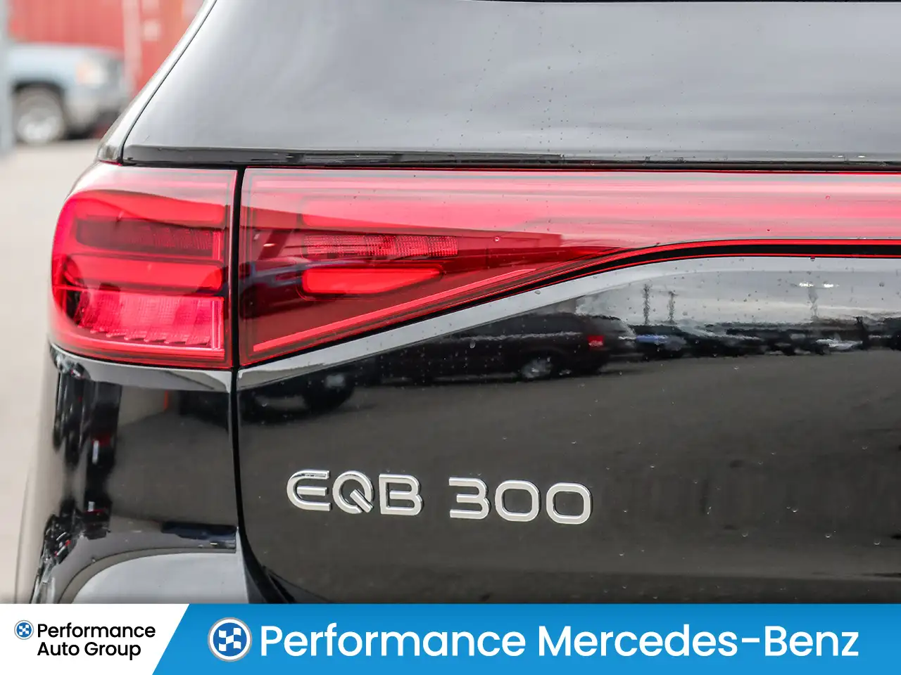 Mercedes-Benz EQB снимка Mercedes-Benz EQB