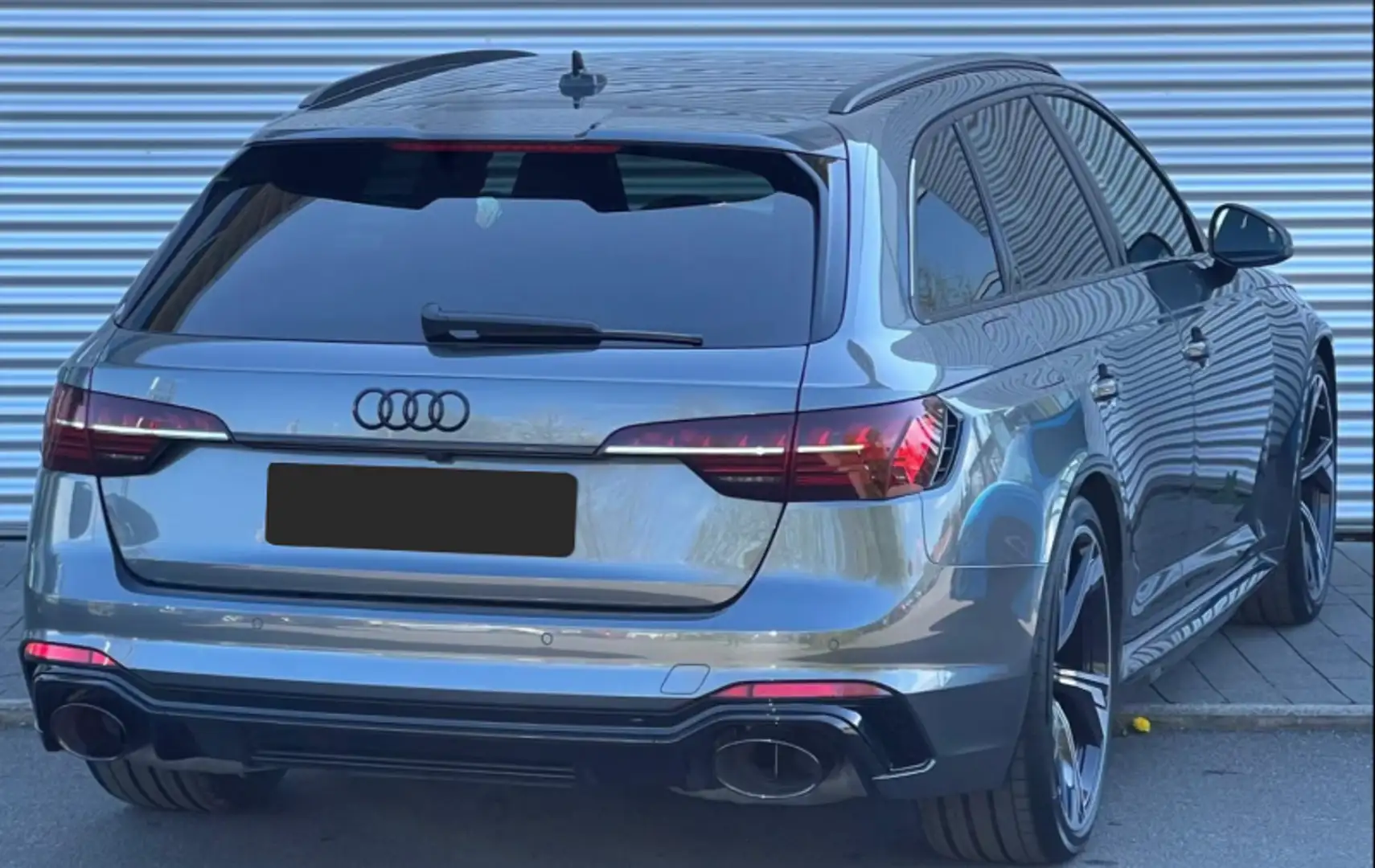 Audi RS4 Avant Grigio - 2