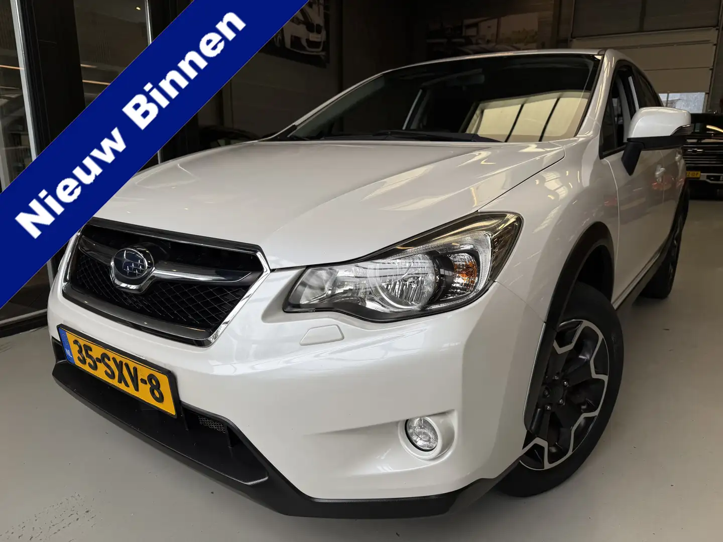 Subaru XV 2.0i Luxury Plus AWD Camera, Afn trekhaak, NL auto Wit - 1
