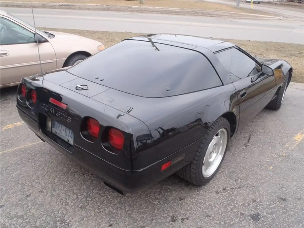 Chevrolet Corvette снимка Chevrolet Corvette