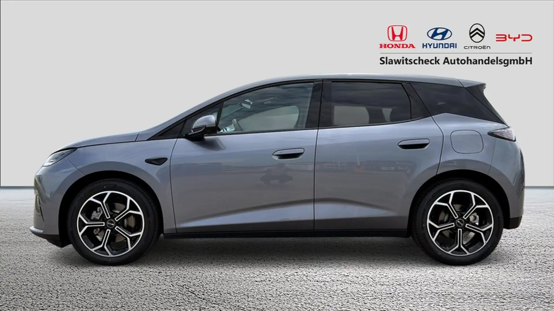 BYD Dolphin G DM-i Comfort Grau - 2