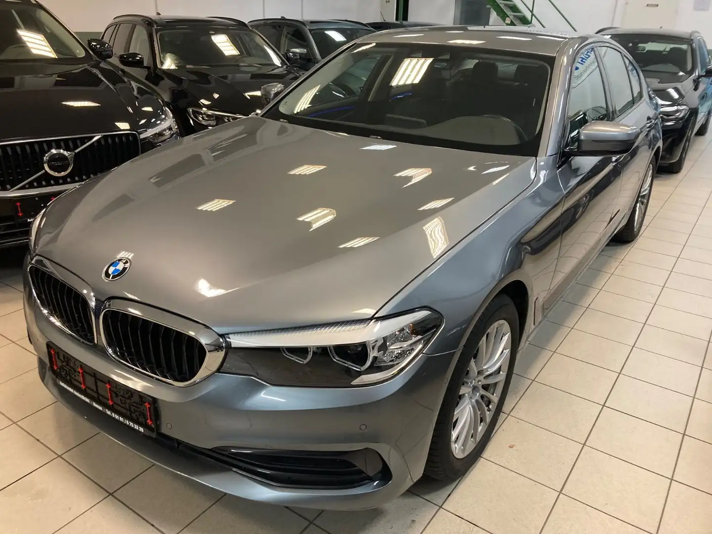BMW 530 iA Sport Line Navi LED ACC Kam.  Shadowl. LC Bleu - 2