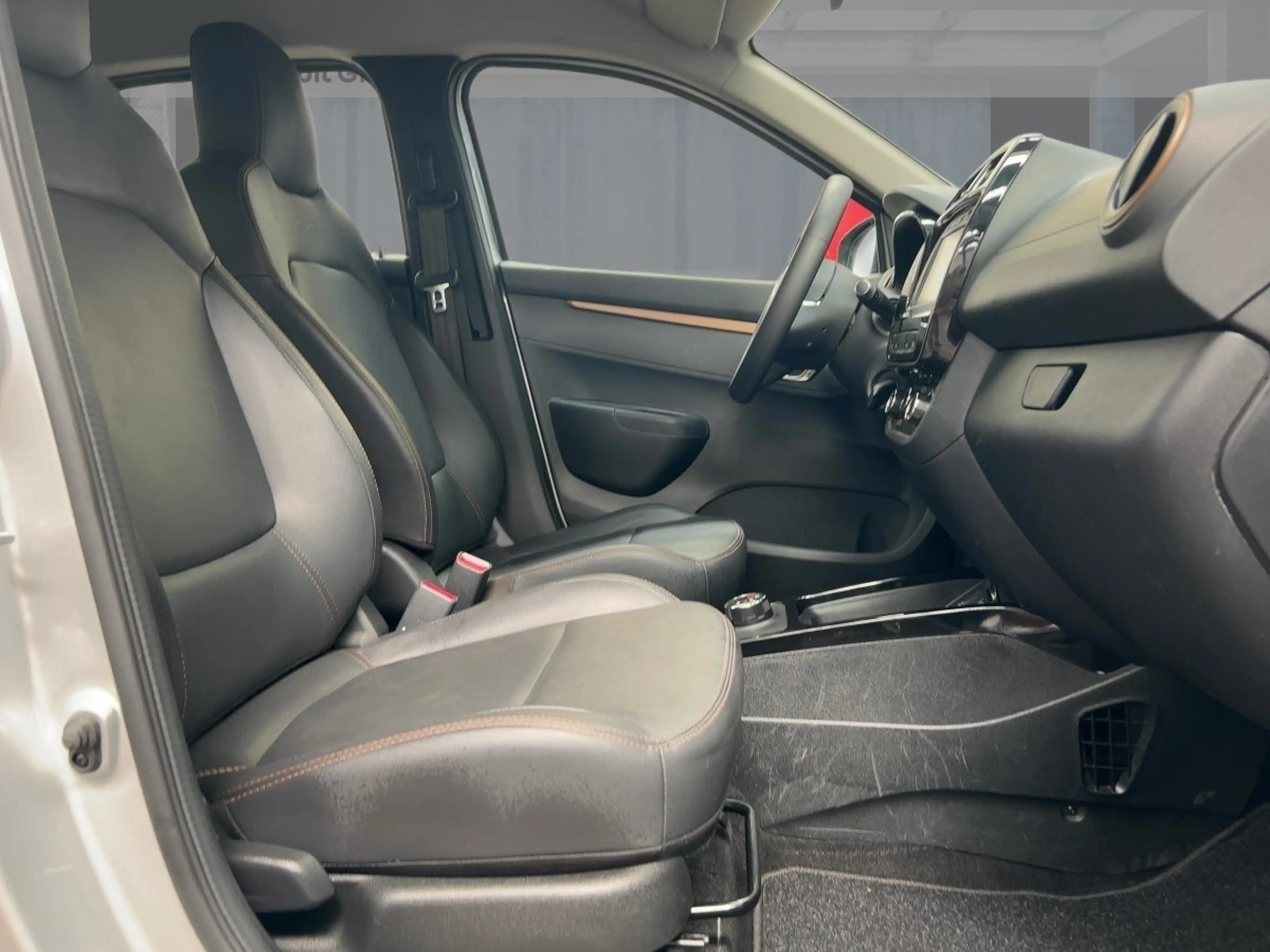Dacia Spring Extreme 65 CCS-Schnellladung — photo 8